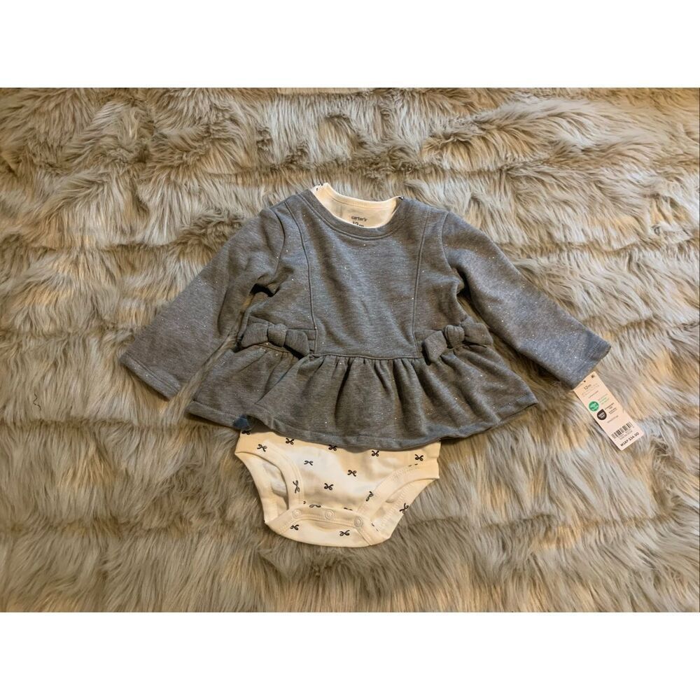 NWT Carter’s 2 piece set 12M